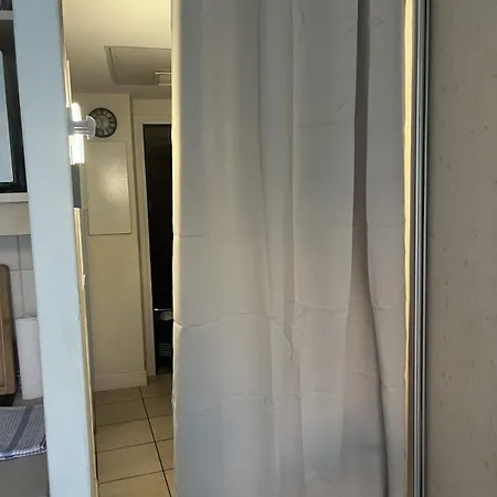 Apartman Beautiful For 4 Close To The